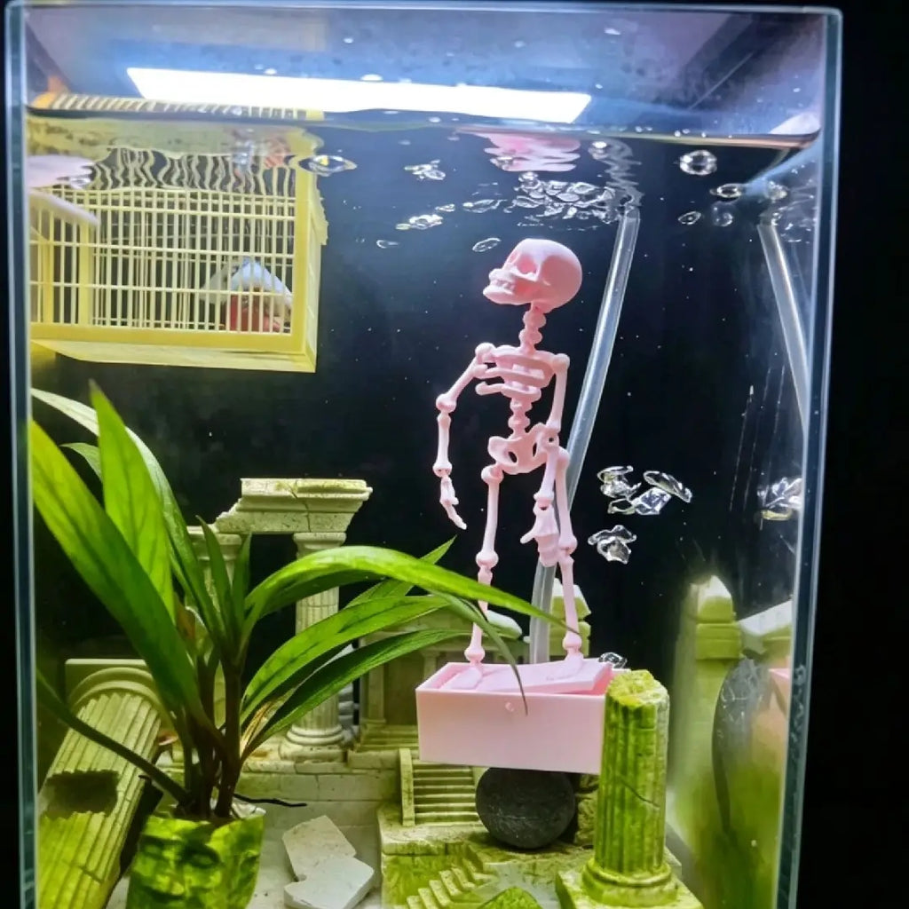 Dancing Skeleton Aquarium Ornament with Bubble Base | Fish Tank Decoration, Articulated Design, Underwater Motion Effect, Detailed Skull & Ribcage, Compact & Freestanding