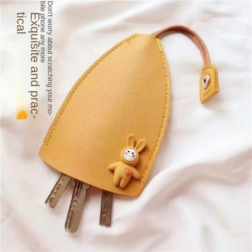 Retractable Leather Key Holder Pouch for Women – Pull-Out Car Key Organizer Case with Keychain, Compact House Key Wallet