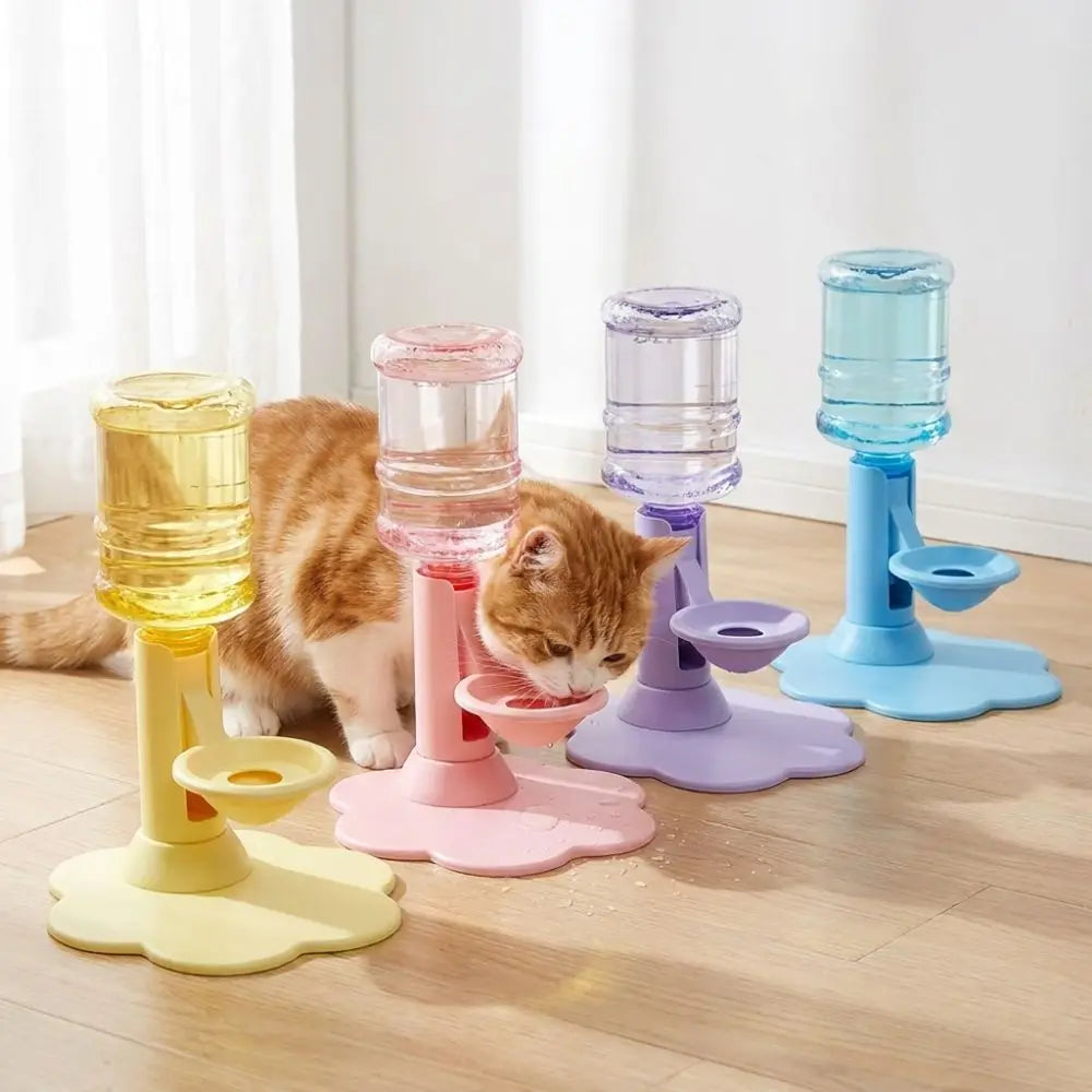 Adjustable Height Gravity Pet Water Dispenser – 640ml Automatic Water Bowl with Stable Anti-Tip Base for Cats & Small Dogs